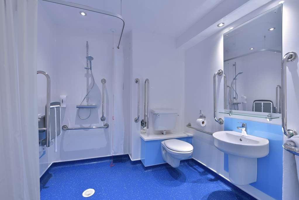 Travelodge Battersea London Rom bilde