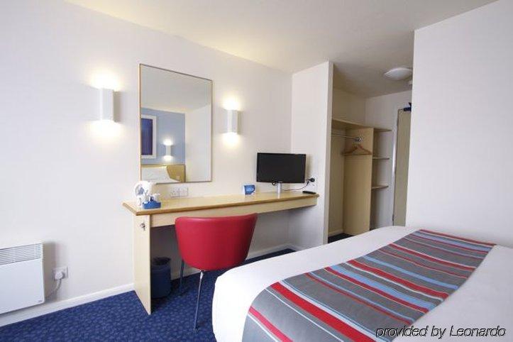 Travelodge Battersea London Eksteriør bilde